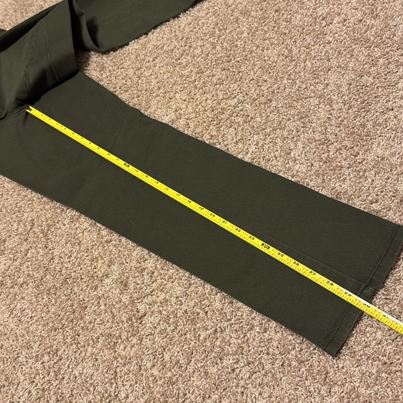 Gloria Vanderbilt Forest Green Amanda Jeans Sz 10 Women Pressed and Ready to Go - Picture 8 of 8